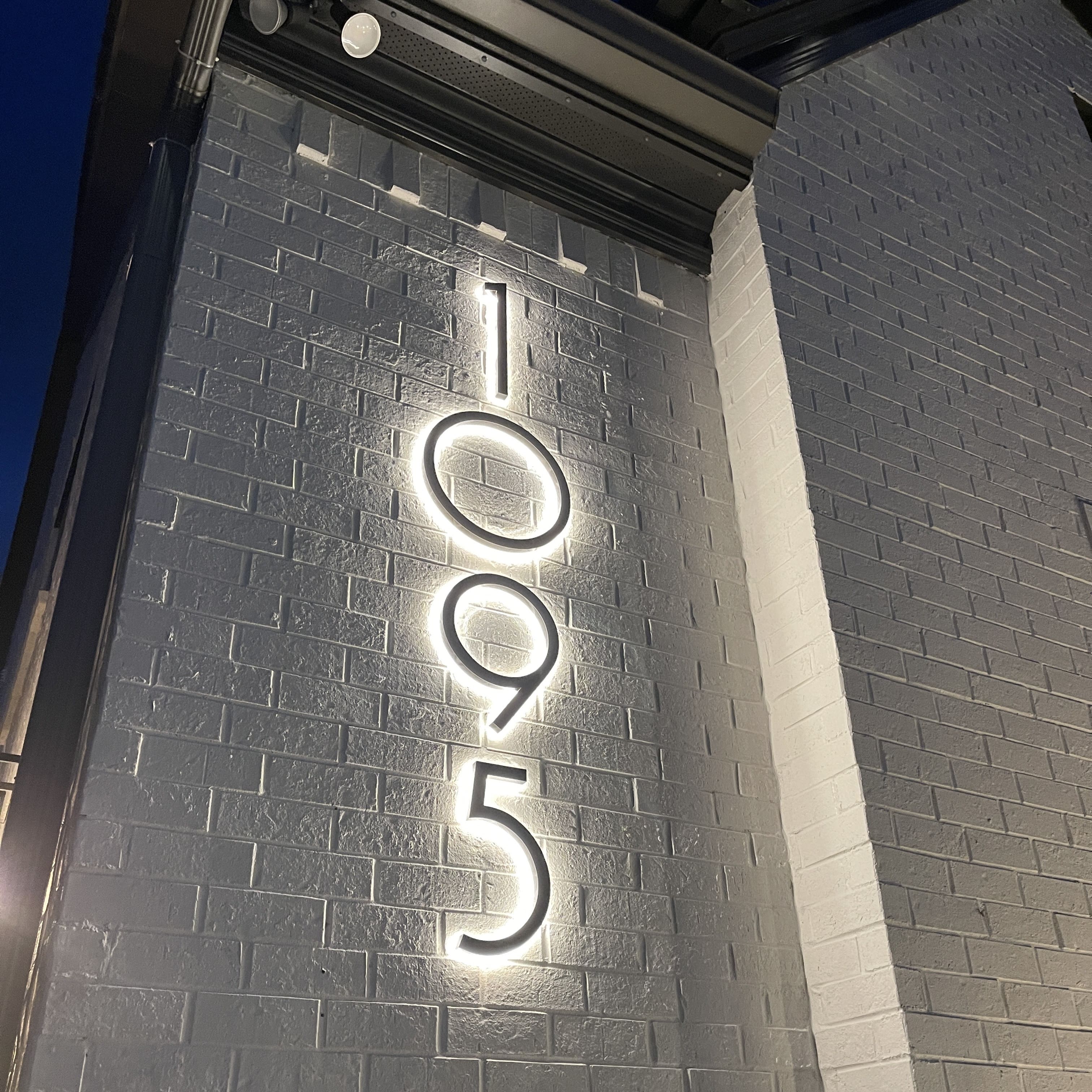 solar led backlit modern lighted house address numbers illuminated sign